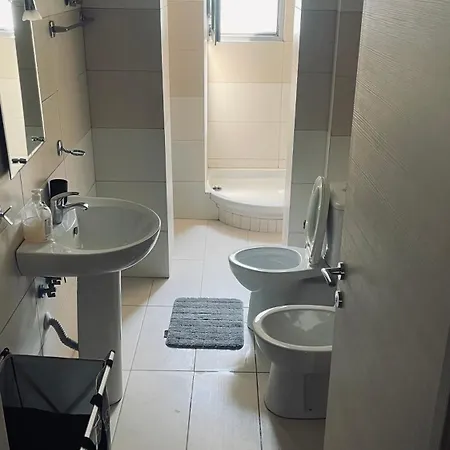 Sheshi Wilson Apartamnet Apartment